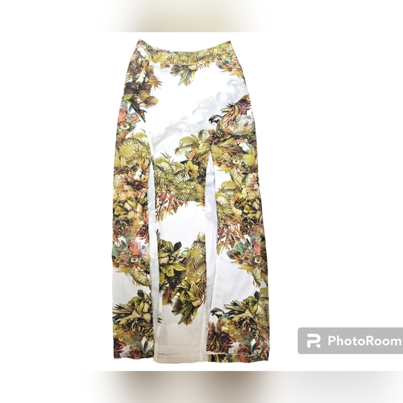 Sheike | Long skirt With High Thigh Splits | Size 10 | Colour White,Green&Brown - Picture 2 of 5